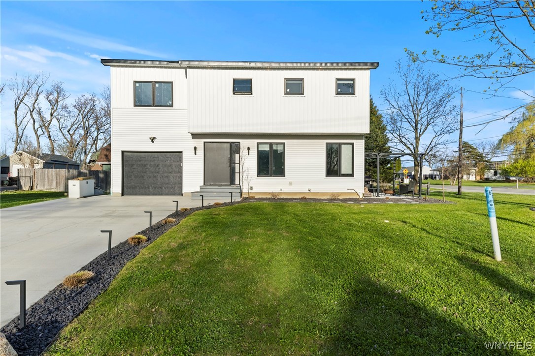 5554 Lake Avenue, Orchard Park, New York image 2
