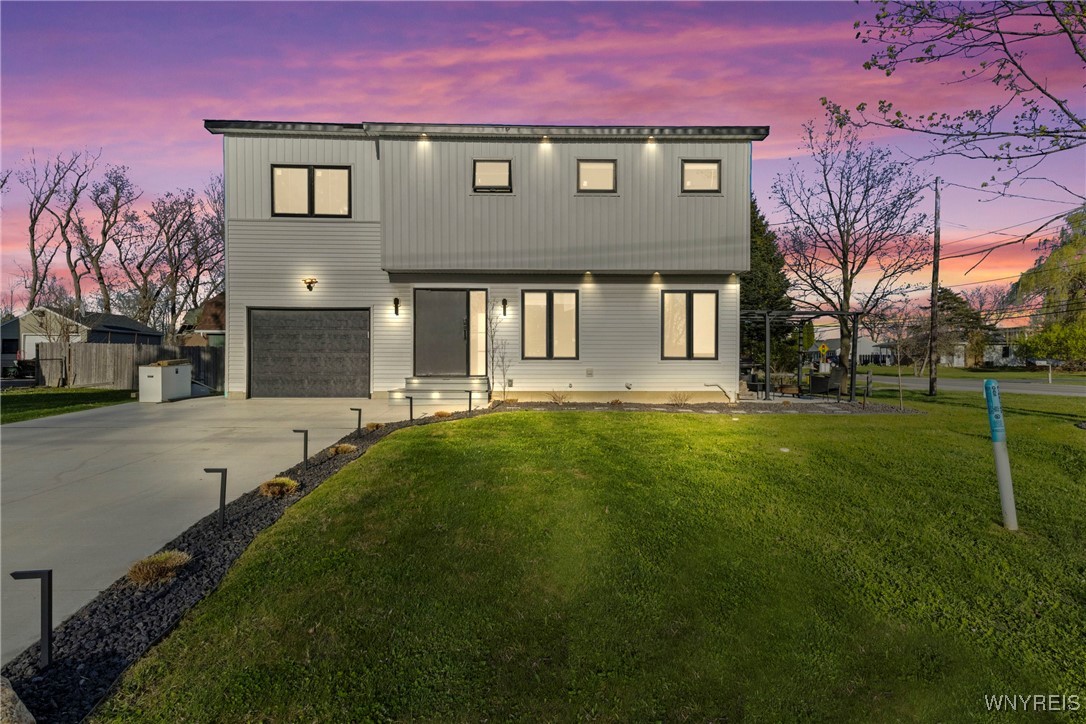 5554 Lake Avenue, Orchard Park, New York image 1