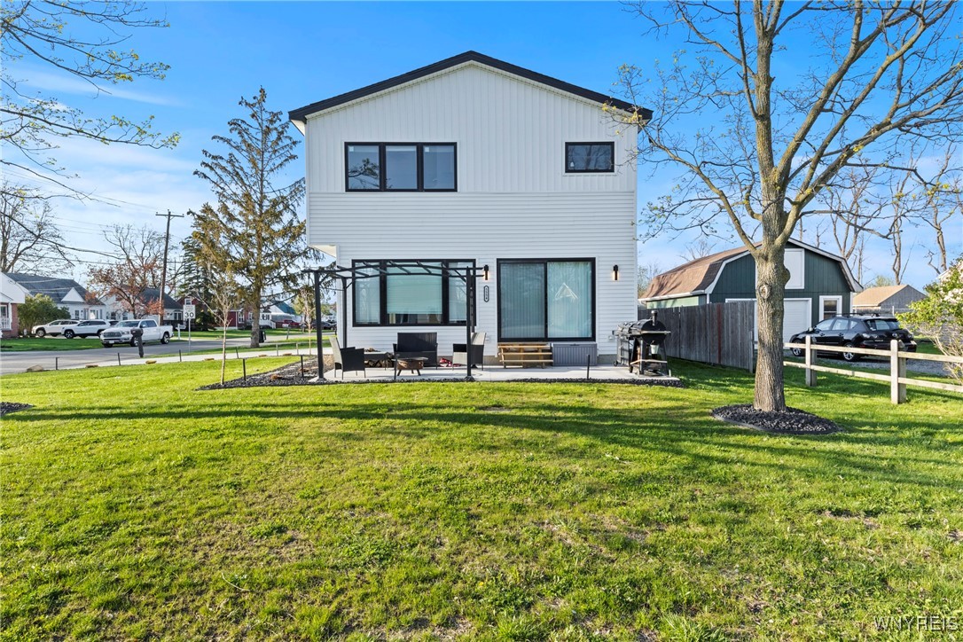 5554 Lake Avenue, Orchard Park, New York image 36