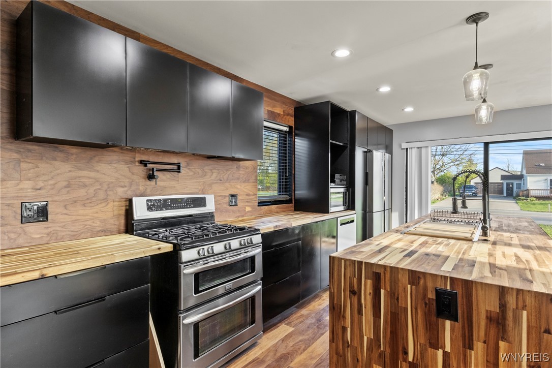5554 Lake Avenue, Orchard Park, New York image 12
