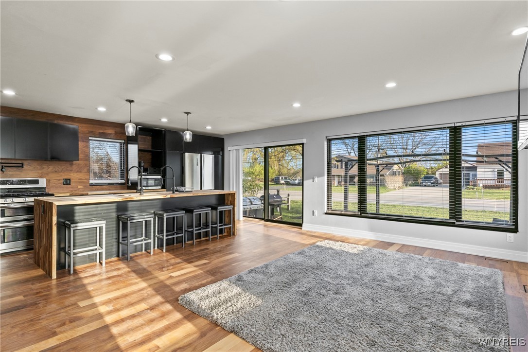 5554 Lake Avenue, Orchard Park, New York image 8