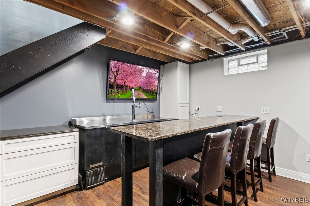 5554 Lake Avenue, Orchard Park, New York image 32