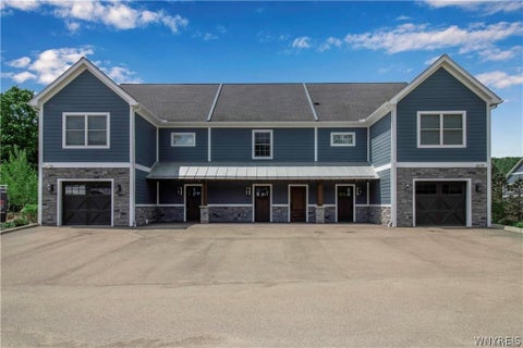 Townhouse For Sale - 14 Glen Burn<br/> Ellicottville, NY 14731