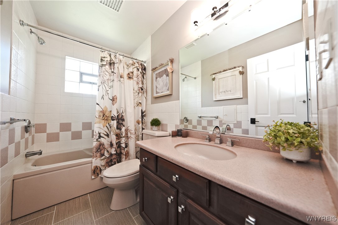 5255 Oakridge Drive, Hamburg, New York image 39