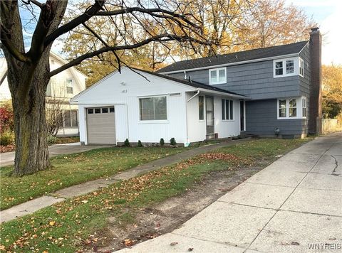 Photo of 189 Niagara Falls Boulevard, Amherst, NY 14226 (MLS # B1649930)