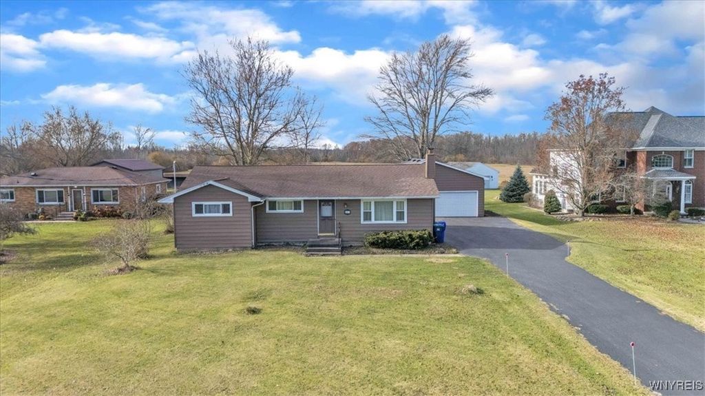 Photo of 4567 Beach Ridge Road, Pendleton, NY 14094 (MLS # B1652229)