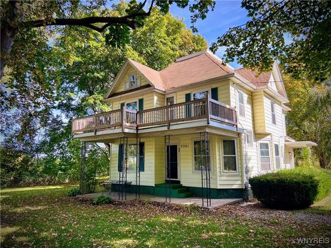 Homes For Sale - 2301 Coomer Road<br/> Newfane, NY 14028