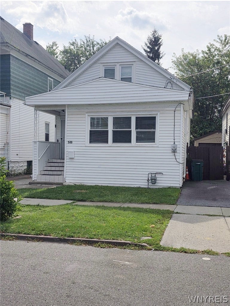 146 Floss Avenue