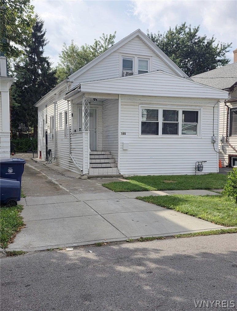 146 Floss Avenue