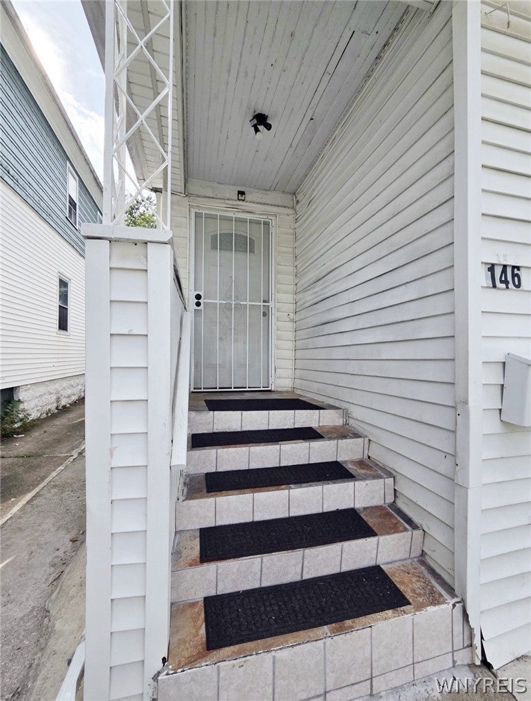 146 Floss Avenue