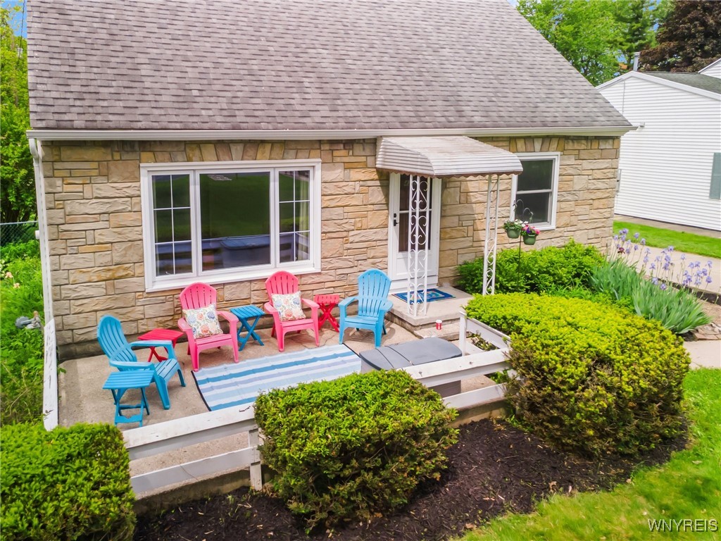 4226 Shimerville Rd Rd, Clarence, New York image 2