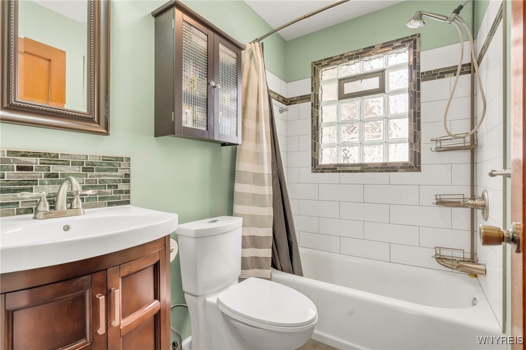 4226 Shimerville Rd Rd, Clarence, New York image 31