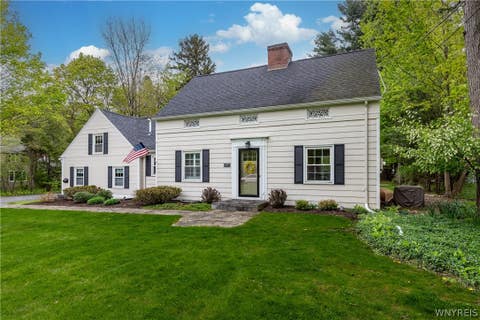 Homes For Sale - 4379 Freeman Road<br/> Orchard Park, NY 14127