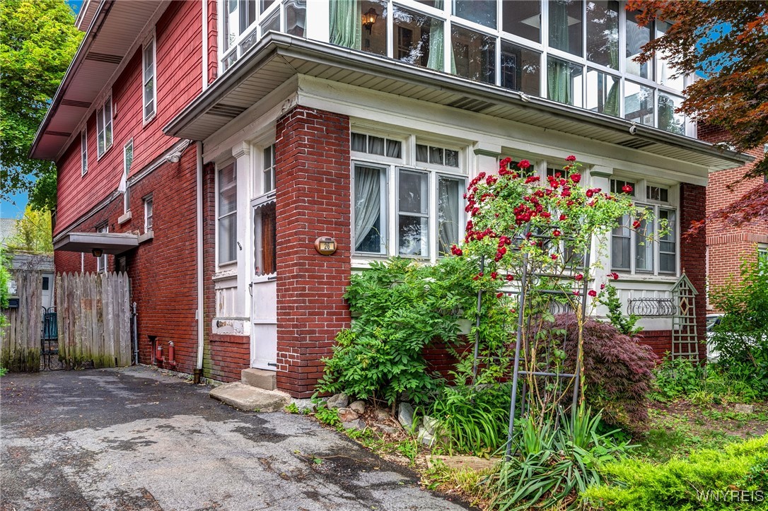 26 Jewett Parkway