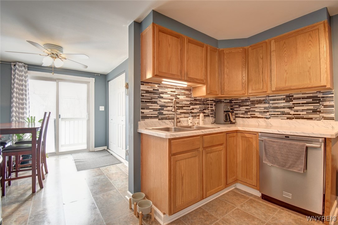 127 Southern Parkway, Cheektowaga, New York image 12