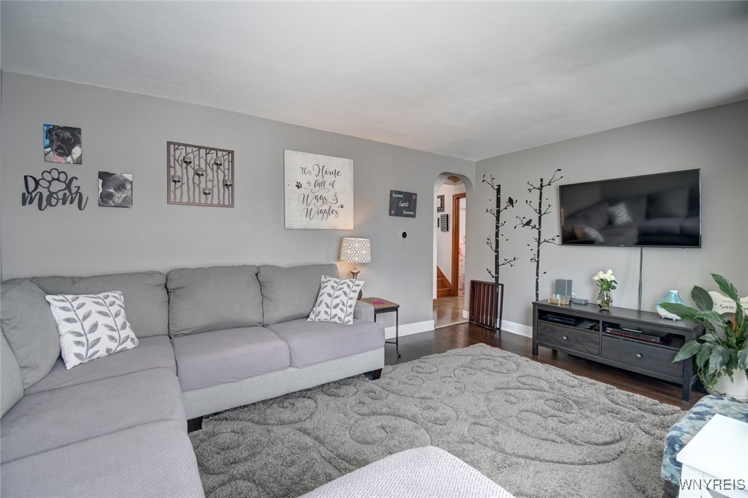 127 Southern Parkway, Cheektowaga, New York image 4