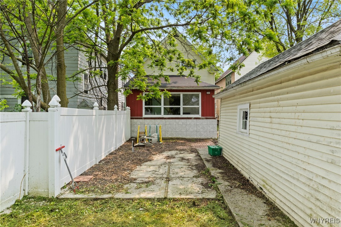 102 Briscoe Avenue, Buffalo, New York image 20