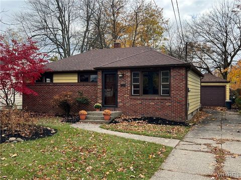 Photo of 316 N Ellicott Street, Amherst, NY 14221 (MLS # B1650125)