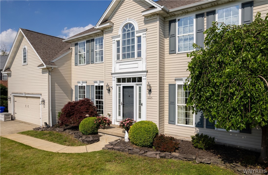 6225 Country Walk Court