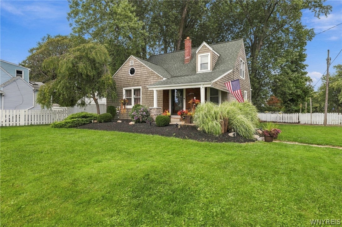 4423 Stratford