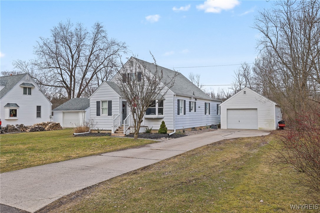 3455 Warner Drive, Grand Island, New York image 1