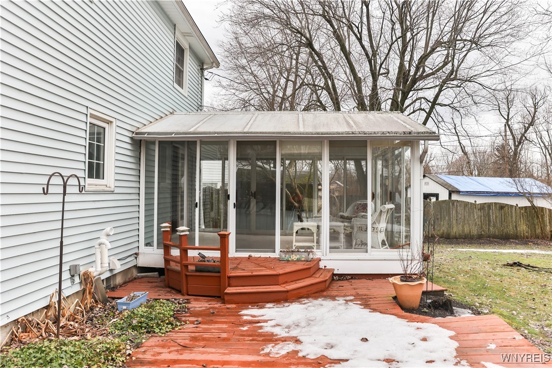 51 Leonard Drive, Lancaster, New York image 3