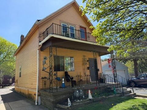 Photo of 439 Vermont Street, Buffalo, NY 14213 (MLS # B1679260)