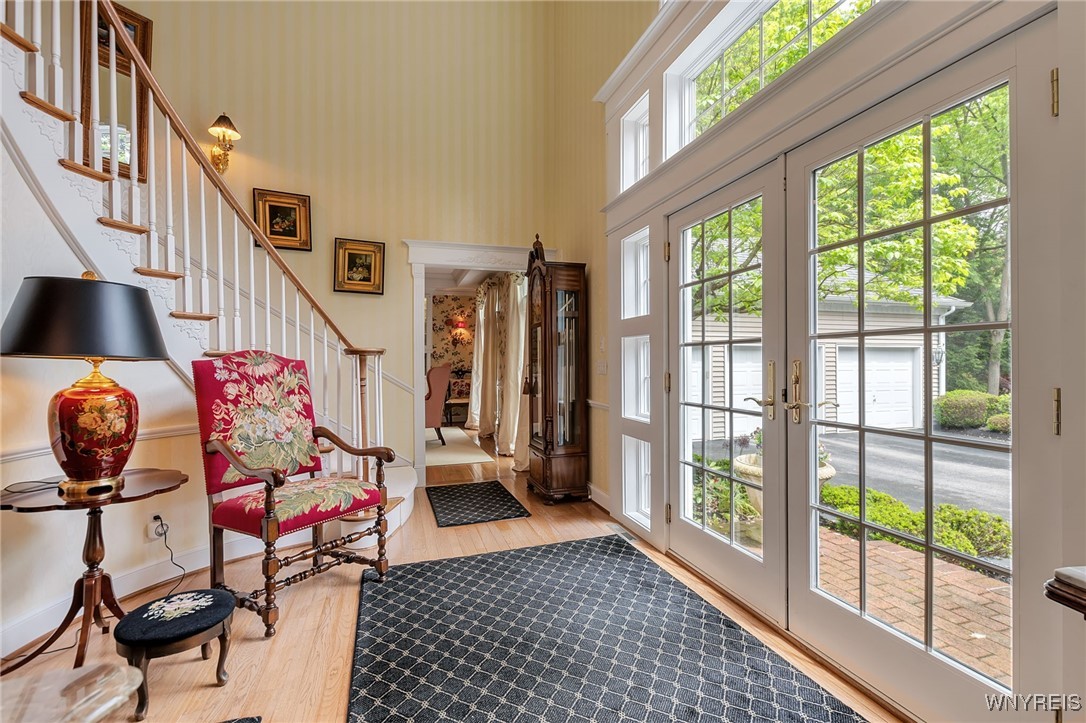 163 Roxbury Park