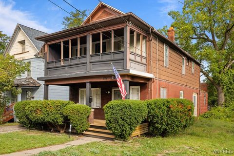 Multifamily For Sale - 814 Willow Avenue<br/> Niagara Falls, NY 14305
