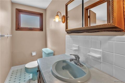 Tiny photo for 74 Heritage Road W, Amherst, NY 14221 (MLS # B1683268)
