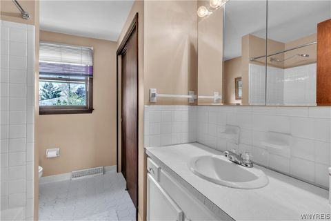 Tiny photo for 74 Heritage Road W, Amherst, NY 14221 (MLS # B1683268)