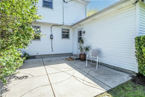 Tiny photo for 74 Heritage Road W, Amherst, NY 14221 (MLS # B1683268)