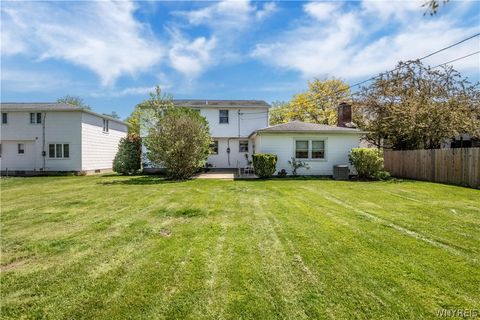 Tiny photo for 74 Heritage Road W, Amherst, NY 14221 (MLS # B1683268)