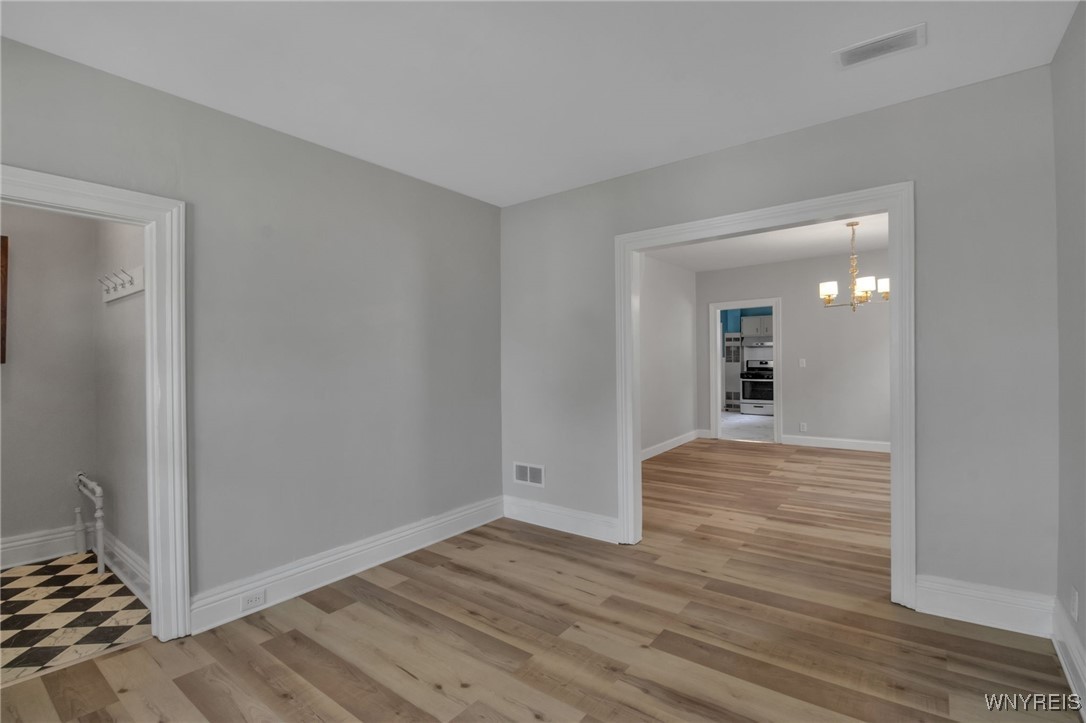 23 Pooley Place, Buffalo, New York image 4