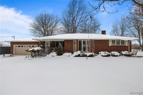 Photo of 10250 Transit Road, Amherst, NY 14051 (MLS # B1664525)