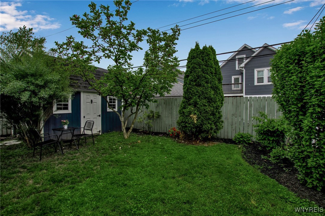 48 Groveland Street, Buffalo, New York image 33