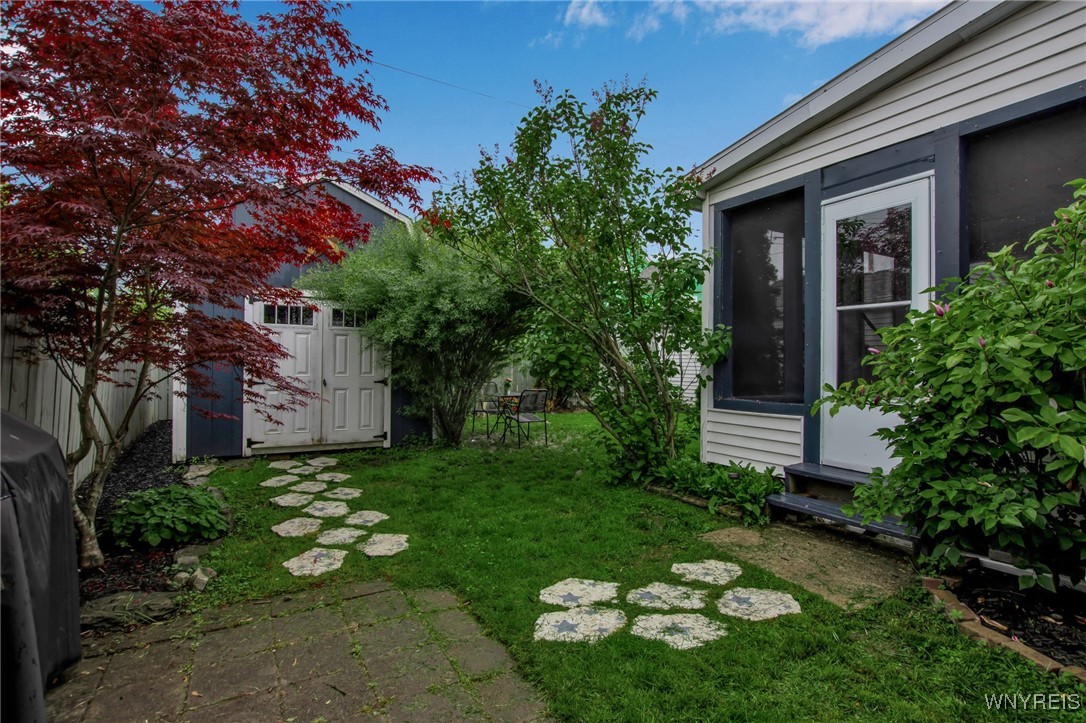48 Groveland Street, Buffalo, New York image 32