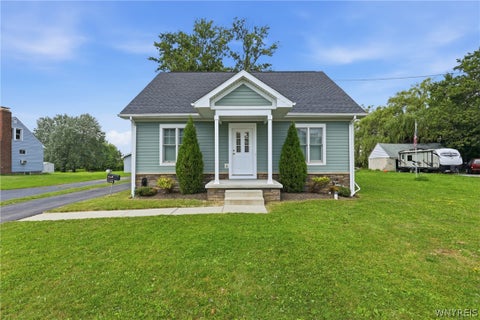 Homes For Sale - 362 Beach Road<br/> Cheektowaga, NY 14225