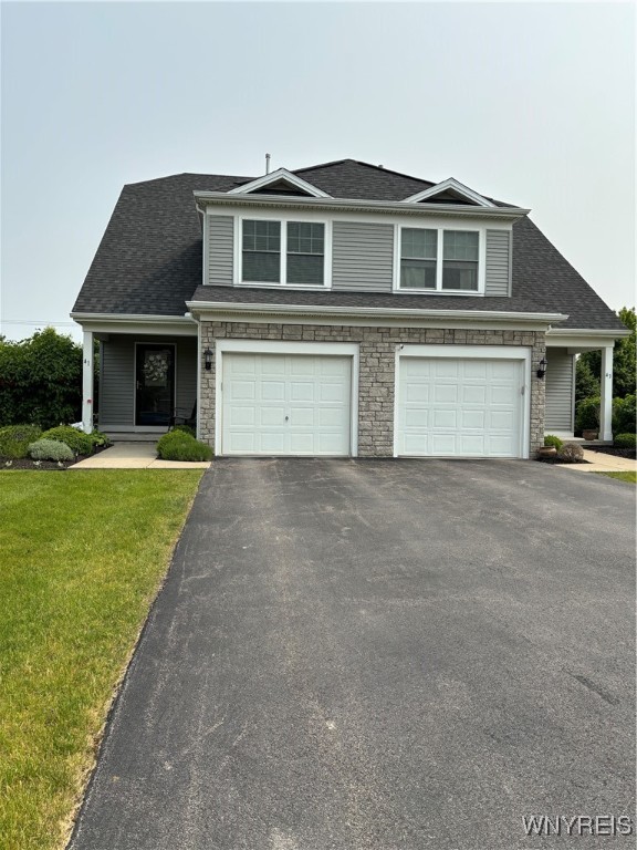 41 Brocton Drive, Lancaster, New York image 1