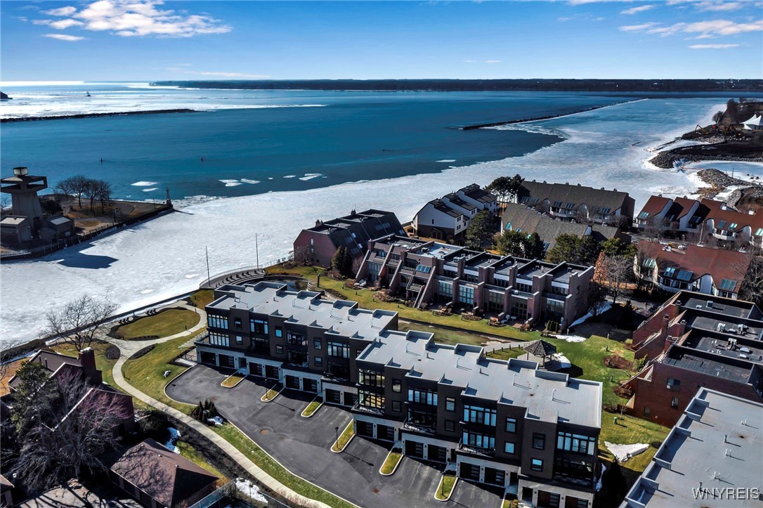 272 Lakefront Boulevard, Buffalo, New York image 47
