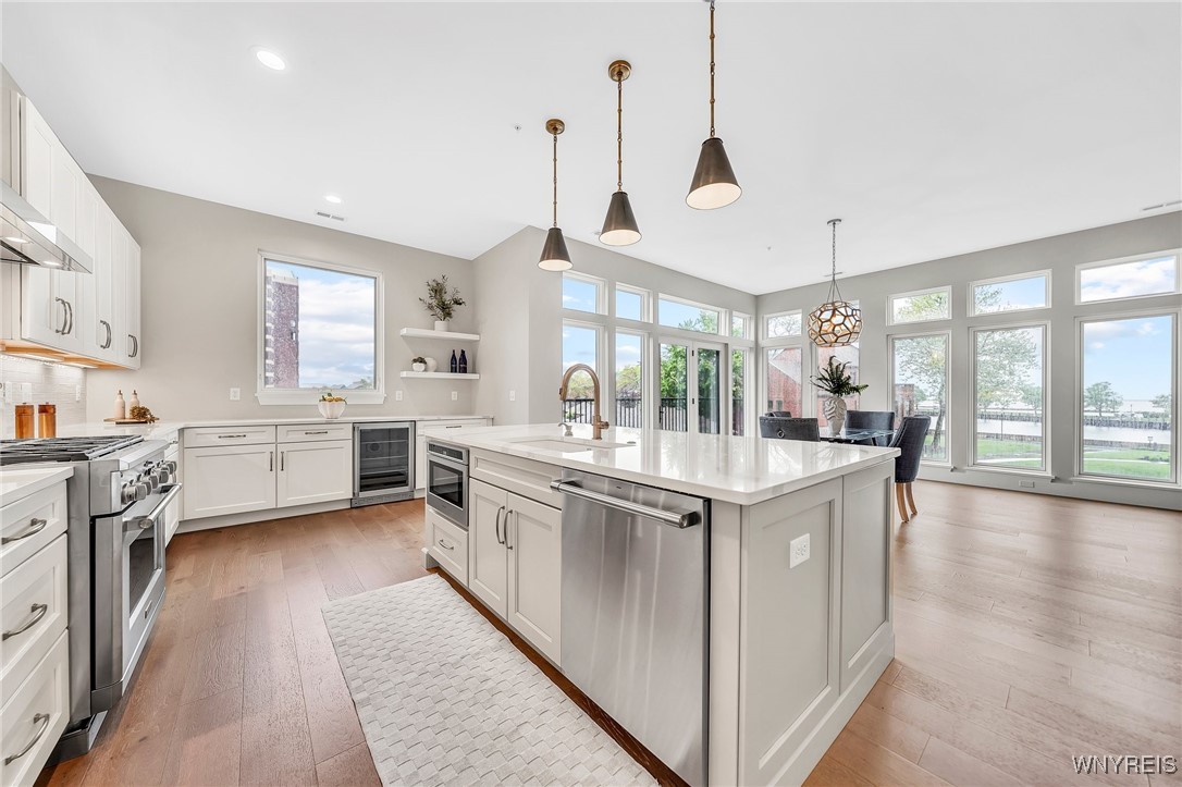 272 Lakefront Boulevard, Buffalo, New York image 3