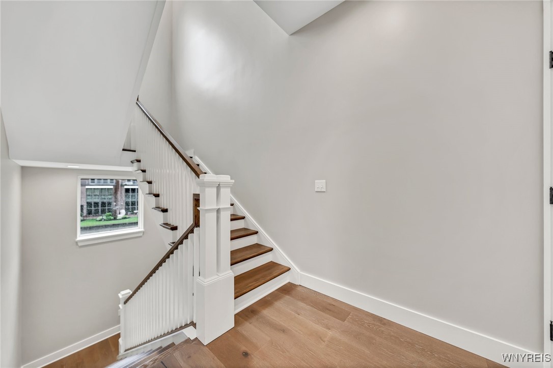 272 Lakefront Boulevard, Buffalo, New York image 20