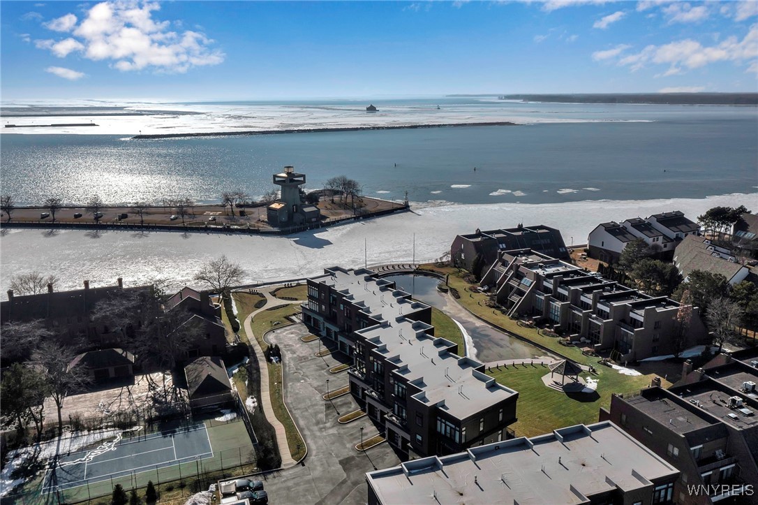 272 Lakefront Boulevard, Buffalo, New York image 49