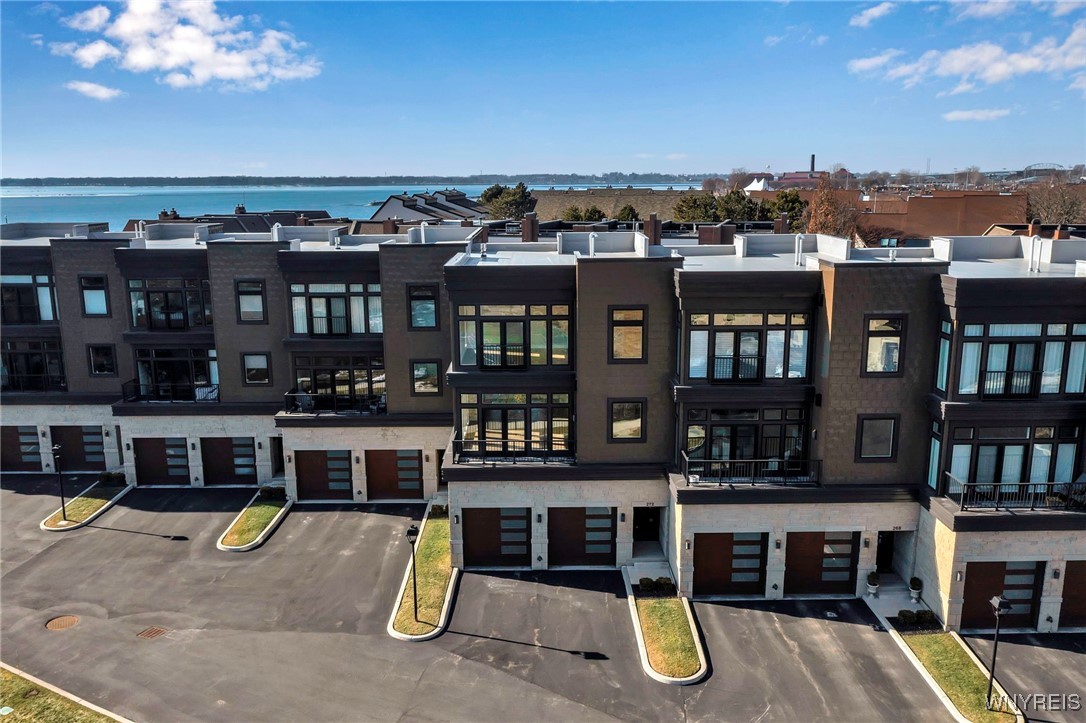 272 Lakefront Boulevard, Buffalo, New York image 1