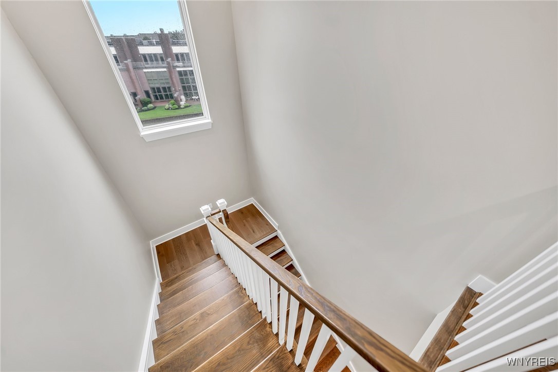 272 Lakefront Boulevard, Buffalo, New York image 39