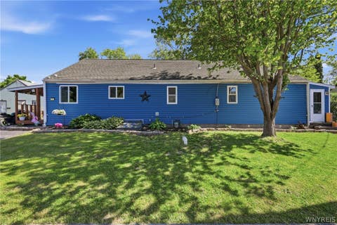 Homes For Sale - 11 Thoreau Court<br/> Tonawanda, NY 14150