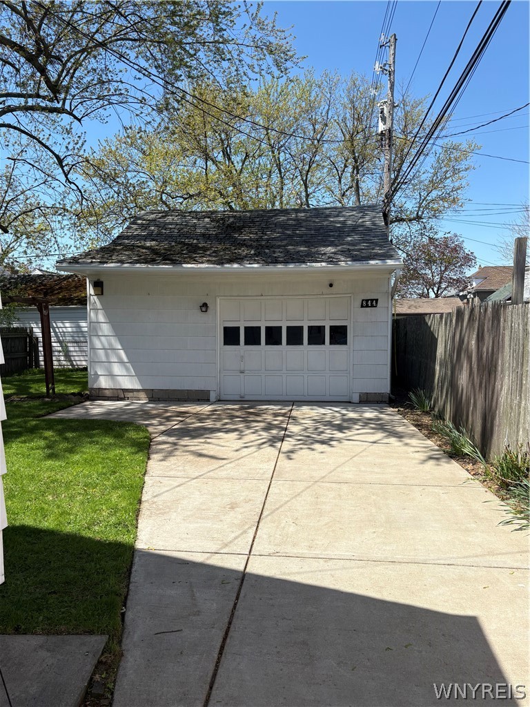 844 Delaware Road