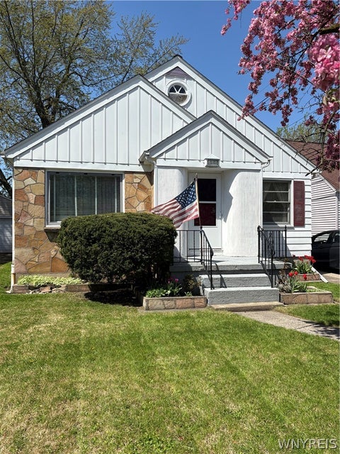Homes For Sale - 844 Delaware Road<br/> Tonawanda, NY 14223