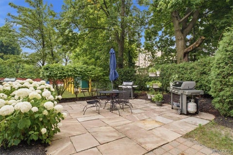 Tiny photo for 800 W Ferry Street #9C, Buffalo, NY 14222 (MLS # B1702468)