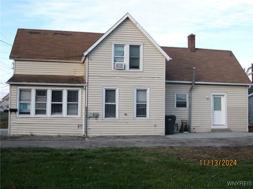 69 Crane Street, Lancaster, New York image 1